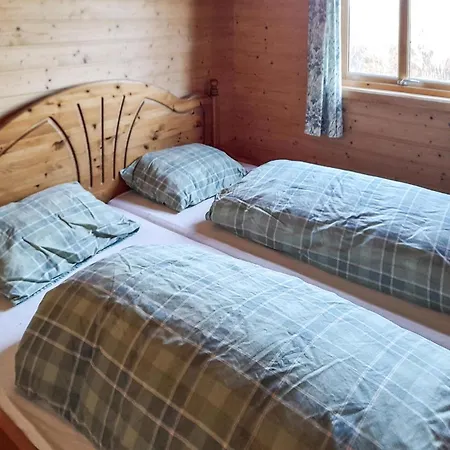 4 Bedroom Stunning In Auklandshamn Hébergement de vacances *