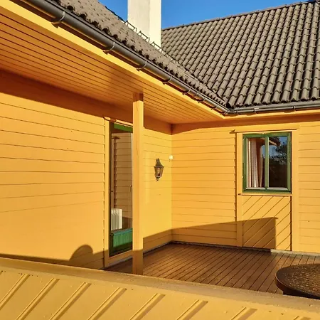 4 Bedroom Stunning In Auklandshamn