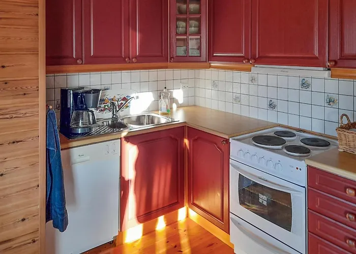 4 Bedroom Stunning In Auklandshamn