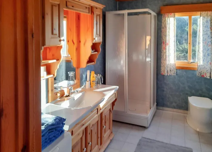4 Bedroom Stunning In Auklandshamn Tjernagel